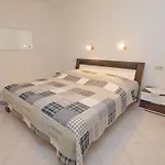 Milan 1457 *
