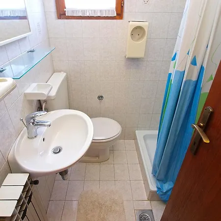 Milan 1457 アパート *